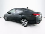 Used 2020 Nissan Versa SV image 5