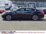 Used 2016 Nissan Altima 2.5 SL w/ 2.5 Technology Package image 2
