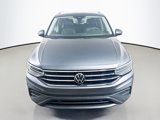 Used 2023 Volkswagen Tiguan SE image 2