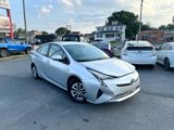 Used 2016 Toyota Prius Four image 2