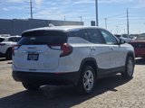 Used 2024 GMC Terrain SLE image 4