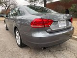 Used 2015 Volkswagen Passat 1.8T Limited Edition image 3