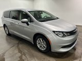Used 2022 Chrysler Voyager LX image 2