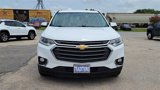 Used 2021 Chevrolet Traverse LT image 3