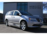 Used 2018 Dodge Grand Caravan SE w/ Rear Park Assist Package image 3
