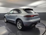 Certified 2022 Porsche Macan image 3