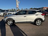Used 2020 Nissan Kicks S image 4