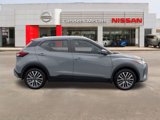 Used 2023 Nissan Kicks SV image 2