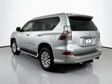 Used 2019 Lexus GX 460 image 4