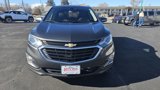 Used 2018 Chevrolet Equinox LT image 2