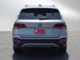 Used 2022 Volkswagen Taos SE w/ Panoramic Sunroof Package image 6