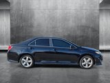 Used 2014 Toyota Camry SE image 4