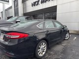 Used 2017 Ford Fusion SE w/ Fusion SE Technology Package image 5