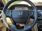 Used 2016 Honda Accord Touring image 4