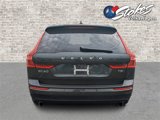 Used 2018 Volvo XC60 T5 Momentum w/ Convenience Package image 4