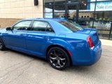 Used 2022 Chrysler 300 Touring w/ Sport Appearance Package image 6