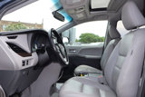 Used 2016 Toyota Sienna XLE Premium image 5