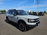 Certified 2022 Ford Bronco Sport Outer Banks w/ Tech Package image 4