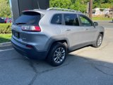 Used 2019 Jeep Cherokee Latitude Plus image 2