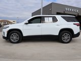 Used 2022 Chevrolet Traverse LT image 2