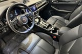 Used 2024 Porsche Macan image 4