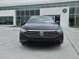 Used 2021 Volkswagen Jetta SE w/ SE Cold Weather Package image 2