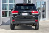 Used 2019 Jeep Grand Cherokee Laredo image 5