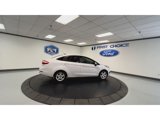 Used 2015 Ford Fiesta SE image 2