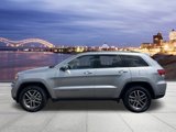 Used 2021 Jeep Grand Cherokee Limited image 2