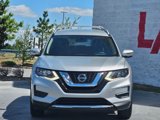 Used 2018 Nissan Rogue SV image 2