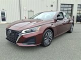 Used 2024 Nissan Altima 2.5 SV image 2