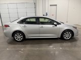 Used 2022 Toyota Corolla LE image 4