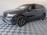 Certified 2022 Volkswagen Tiguan SE image 4