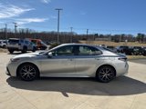 Used 2023 Toyota Camry SE image 4