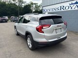 Used 2022 GMC Terrain SLE w/ Driver Convenience Package image 2