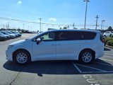 Used 2022 Chrysler Voyager LX image 3