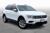 Used 2018 Volkswagen Tiguan SE w/ Panoramic Sunroof Package image 2