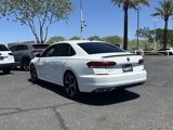 Used 2022 Volkswagen Passat 2.0T R-Line image 3