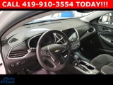 Used 2023 Chevrolet Malibu LT image 3