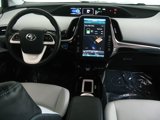 Used 2018 Toyota Prius Prime Premium image 2