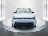 Used 2023 Kia Soul LX image 2
