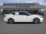 Used 2021 Nissan Altima 2.5 SR image 2