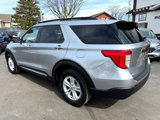 Used 2023 Ford Explorer XLT w/ Equipment Group 202A image 3