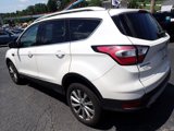 Used 2017 Ford Escape Titanium image 3