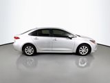 Used 2022 Toyota Corolla LE image 4