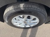 Used 2022 Chevrolet Equinox LT image 2