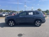 Used 2019 Jeep Cherokee Limited image 4