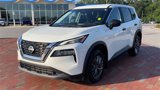 Used 2023 Nissan Rogue S image 5