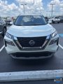 Used 2023 Nissan Rogue SV image 3