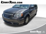Used 2016 Chrysler Town & Country Touring w/ Driver Convenience Group image 1